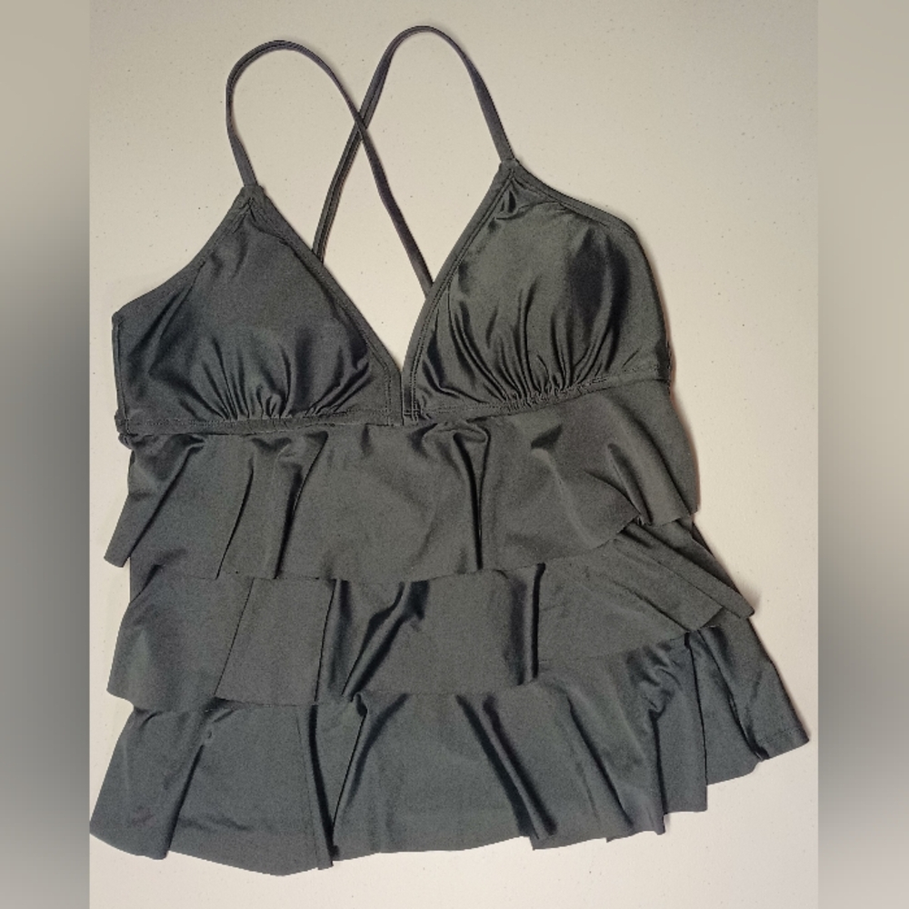 Catalina black ruffled tankini top misses size L 12-14